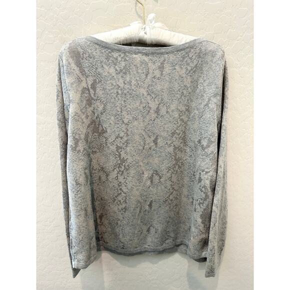 CHICO’S | Metallic Snake Print Knit Sweater Silver Gray | Size 2 Large - Picture 4 of 6